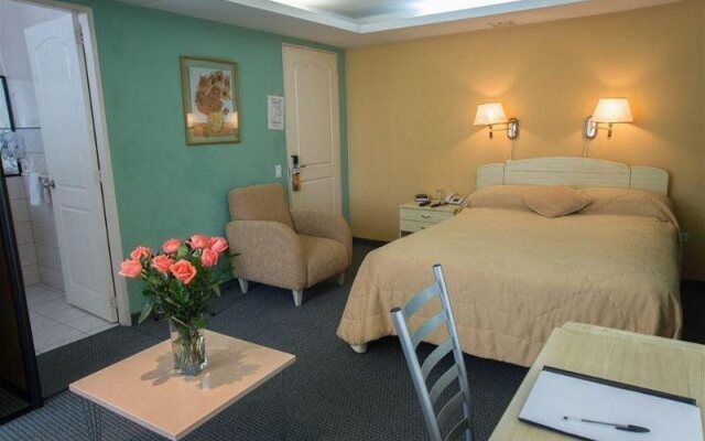 Melrose Plaza Suites