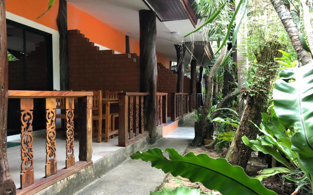 Ruan Mai Sang Ngam Resort