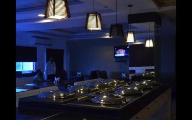 Pandit Mool Raj Residency