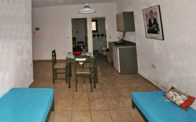 Romantica Hotel Apartments