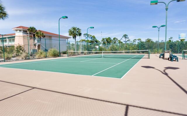 Palacio Condominiums