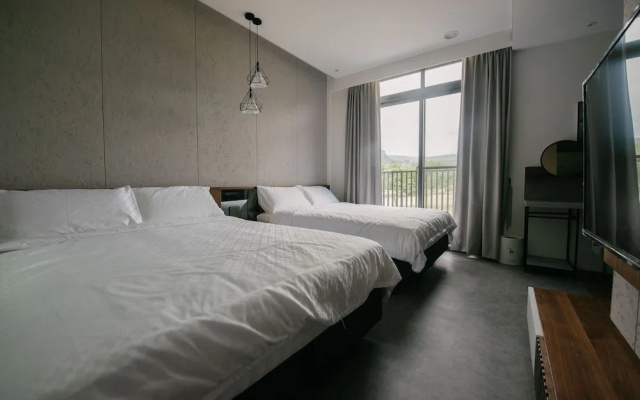 MH48 Hotel