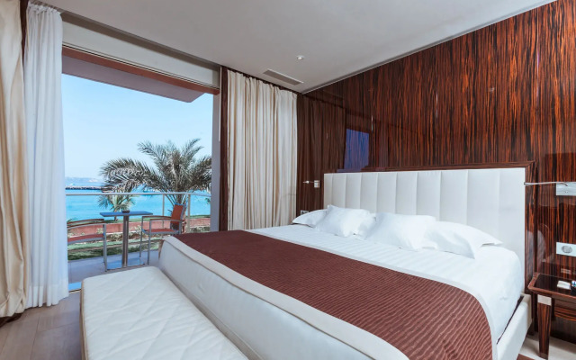 Terrou-Bi Resort