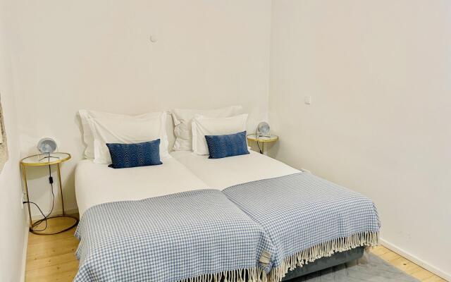 YOUROPO - Taipas 1 in Oporto