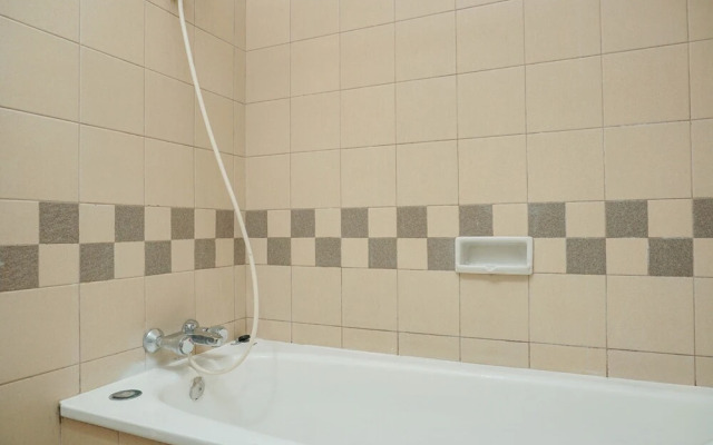 Spacious and Good 3BR Pangeran Jayakarta Apartment