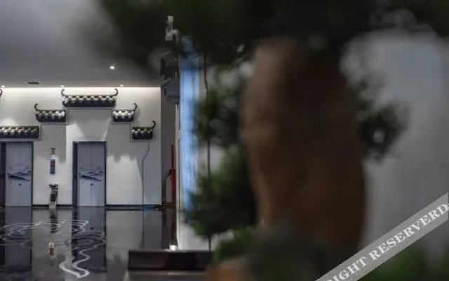 Yulin Dream Garden Courtyard Hotel