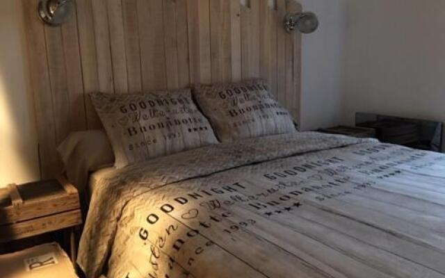 Un cocon en centre ville à 100m de la plage