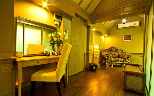 Khum Jao Luang Boutique
