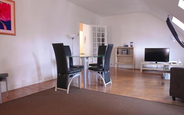 Bridgestreet Opera Apartments