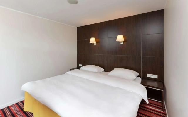 Отель Park Inn by Radisson Meriton Conference & Spa Tallinn