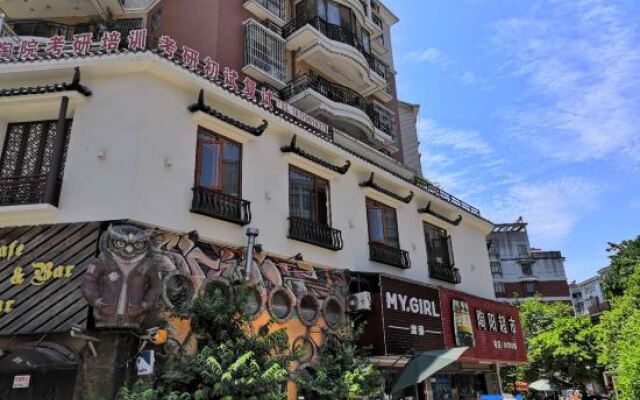 Floral Hotel· Jin lived really view tao Y E Hotel