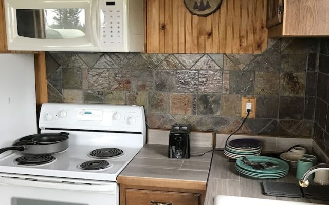 Raven House Alaska