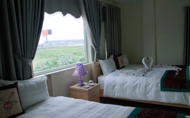 Family Transit Hotel