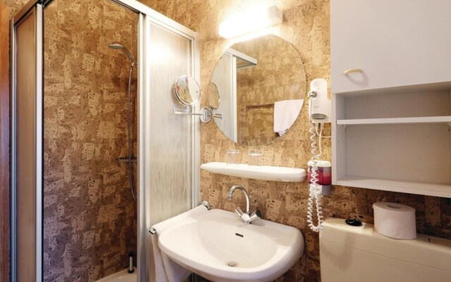 Awesome Apartment in Thalfang With 2 Bedrooms and Wifi