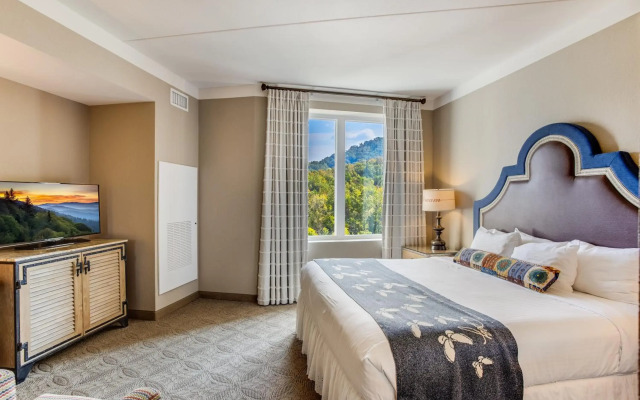 Dollywood's DreamMore Resort