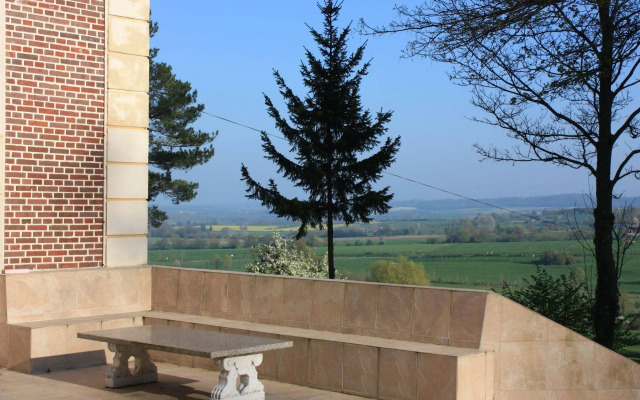 Château d'Avesnes Le Castelet