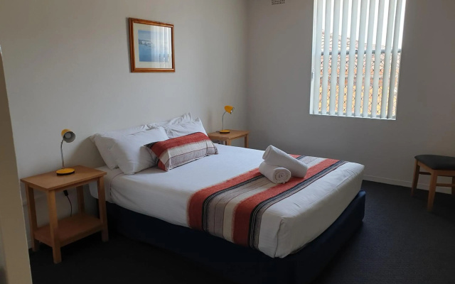 Oxley Cove Apartments