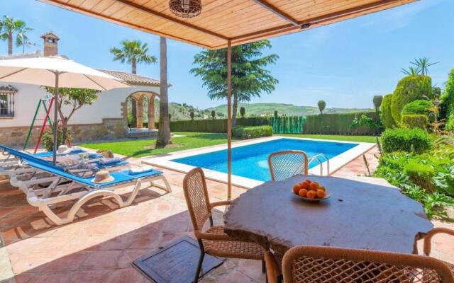 Casa Los Lirios Antequera - La Higuera by Ruralidays