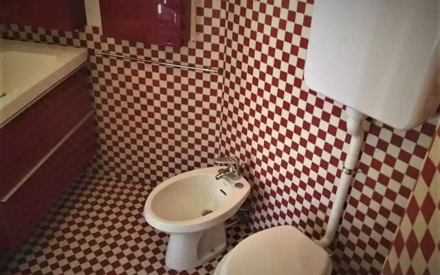 dHomes - Apartments and Rooms