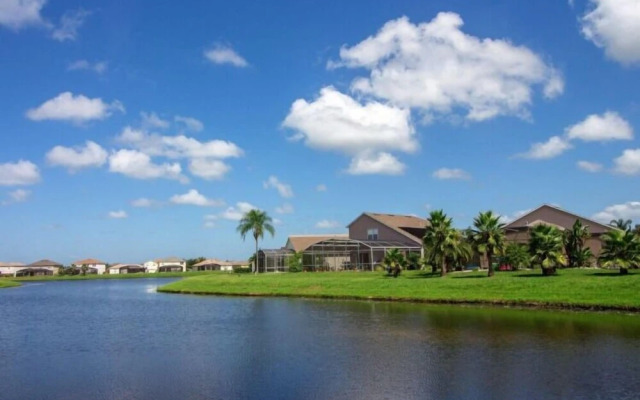 South Facing W/ Private Pool & Spa