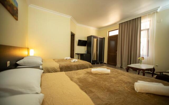 Отель «Chveni Ezo»