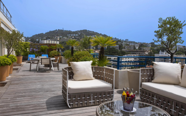 Martinez Hotel