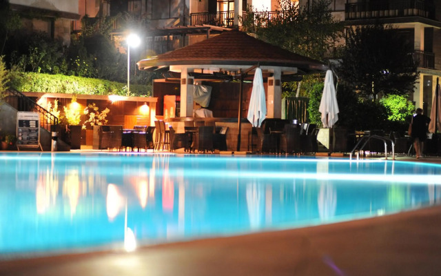 Santa Marina Holiday Village