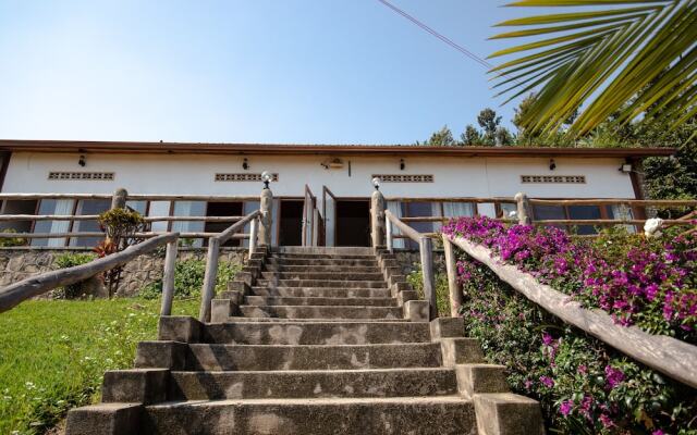 Rushel Kivu Lodge
