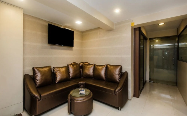 Treebo Lake Bloom Powai