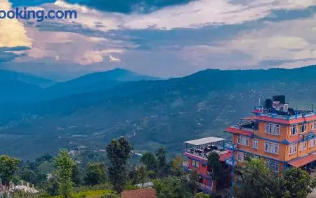 SPOT ON 393 Himalayan Sunrise