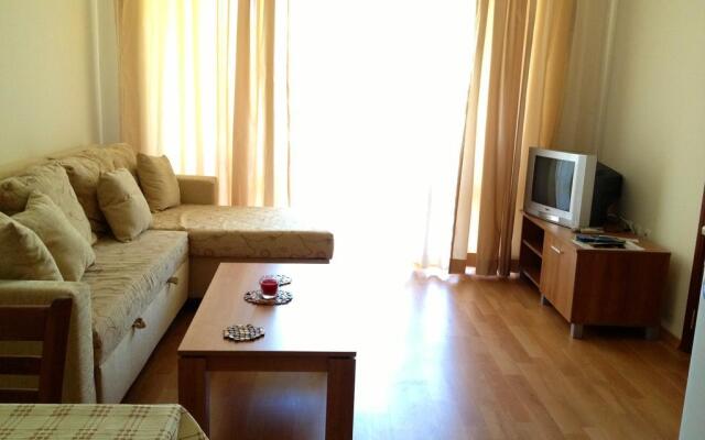 Apartment in Kassandra Complex