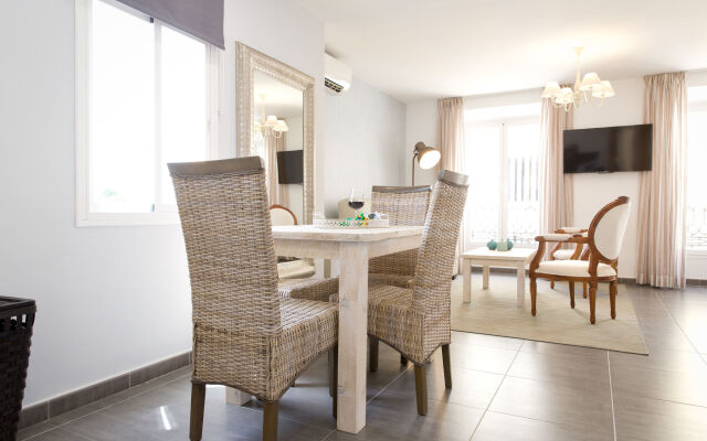 Holidays 2 Malaga Charming Apartments