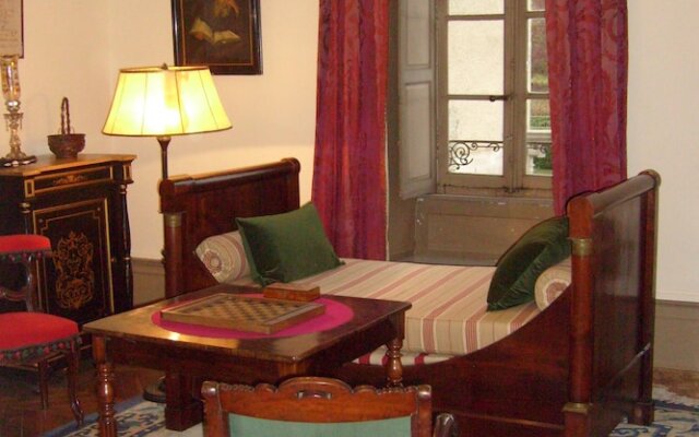 Château De Serrigny