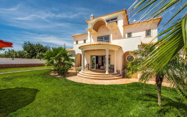 Villa Dourado