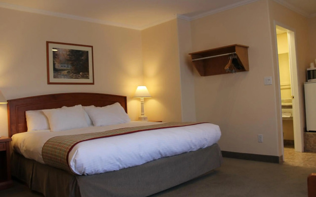 Travelodge by Wyndham Kamloops