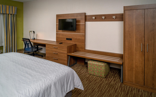 Holiday Inn Express Hotel & Suites Pikeville, an IHG Hotel