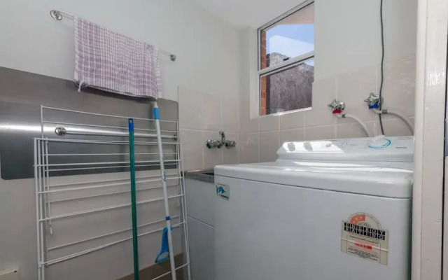 Albacore Unit 4, 12 Ondine Close