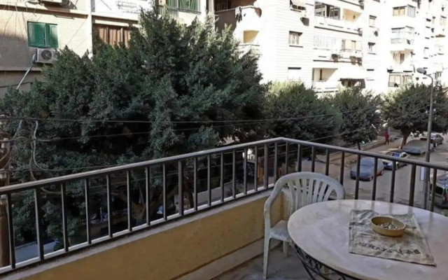 Jessy charming apartment in Heliopolis.