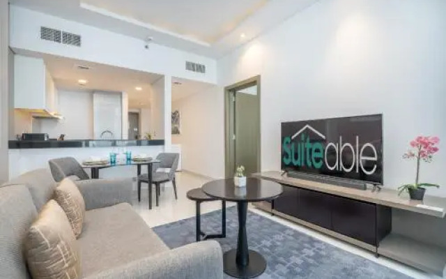 Spectacular Burj Khalifa View Service Apartment