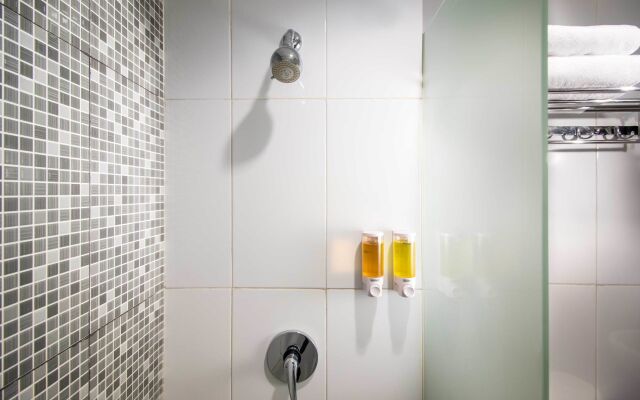 Hotel 88 Mangga Besar 62 by WH