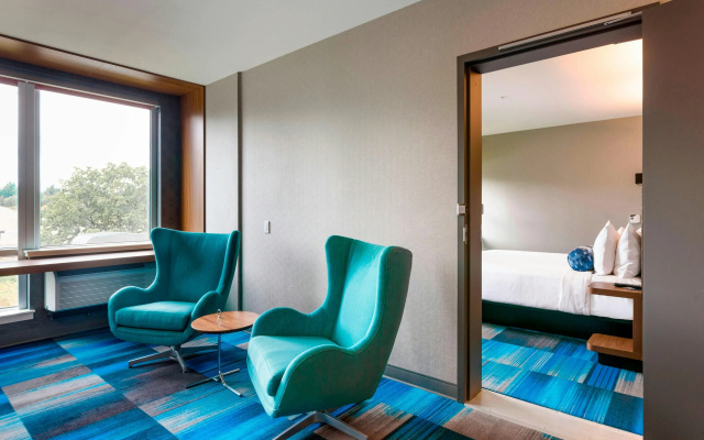 Aloft Seattle Redmond