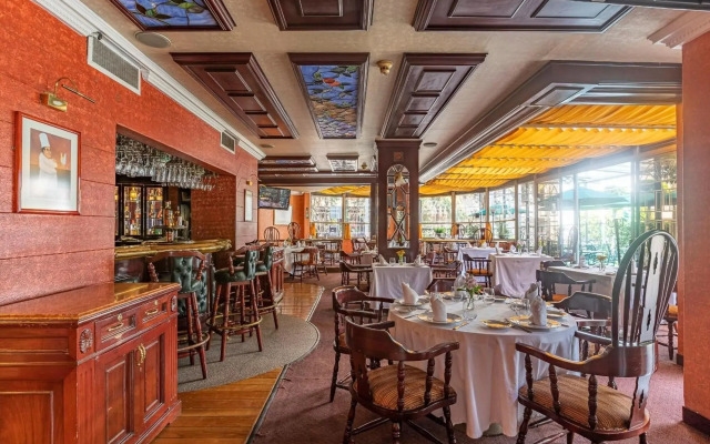 Hotel Beverly