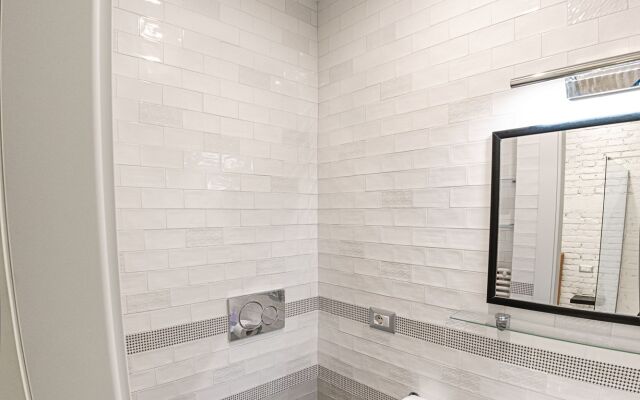 Cozy Flat near Colosseum