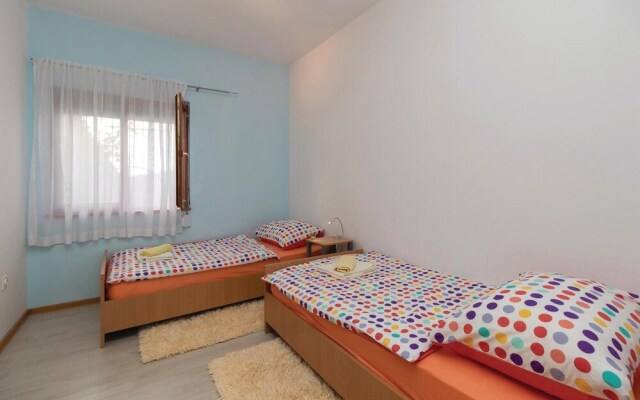 Awesome Home in Zadar With Wifi and 2 Bedrooms