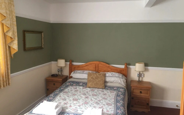 White Lodge Guest House