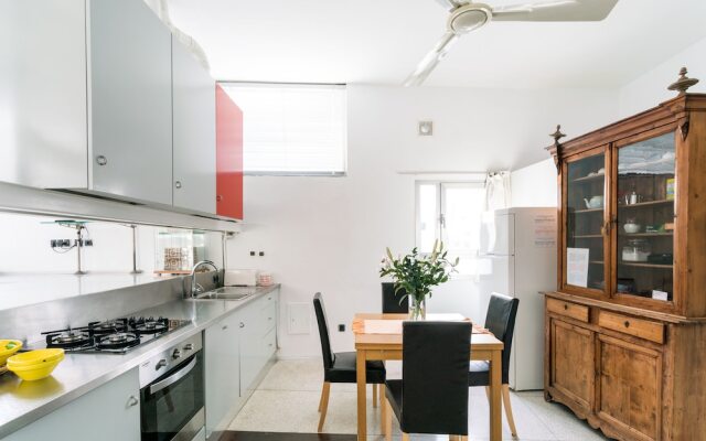 Ático con piscina privada y terraza