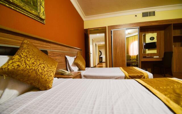 Luxurious Al Rawdah Suites