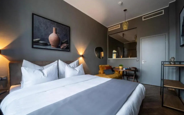 The Viaduct Suites & More