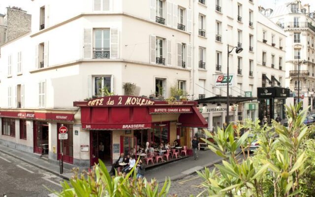 Les Toits de Montmartre