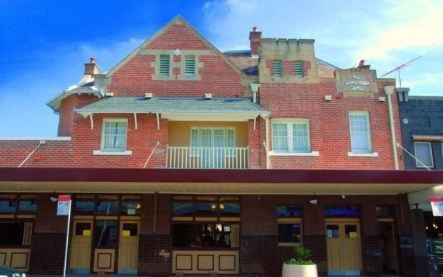 Captain Cook Hotel
